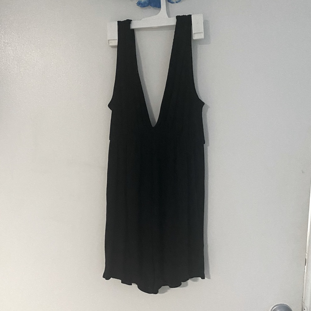 Urban Outfitters women’s romper size medium! EUC.